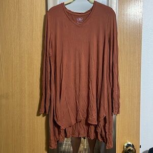 LOGO Layers Lori Goldstein size Large brown long sleeve V neck tunic